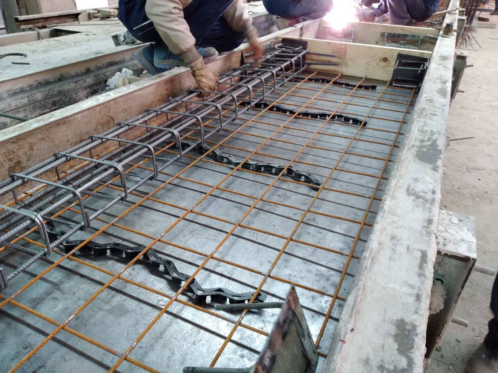 Ugradnja trakastog distancera Z-25 u prefabrikovanom elementu